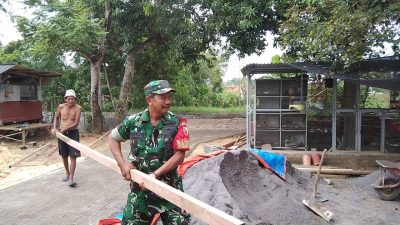 Dapat Apresiasi Serma Dedy Suprapto Bantu Perbaikan Musholla di Nyalabu Laok