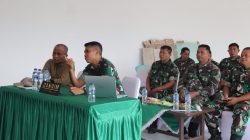 Dandim 0826/Pamekasan Ikuti Kegiatan Vidcon Bersama Perwira Kodim 0826 dan Kepala Desa Samatan