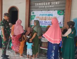 Babinsa Koramil 0826-02/Tlanakan Laksanakan Pendampingan Kegiatan Posyandu Balita dan Lansia