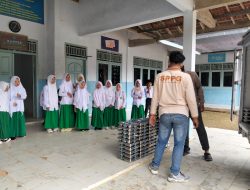 Siswa Penerima Manfaat Apresiasi Menu Spesial SPPG Pakamban Laok 2