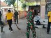 Koramil Larangan Pamekasan Satukan Semua Elemen Bersihkan Masjid di Grujugan
