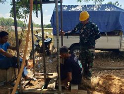 Bakti TNI AD, Babinsa Palengaan Dampingi Pengeboran Air di PP Miftahul Ulum